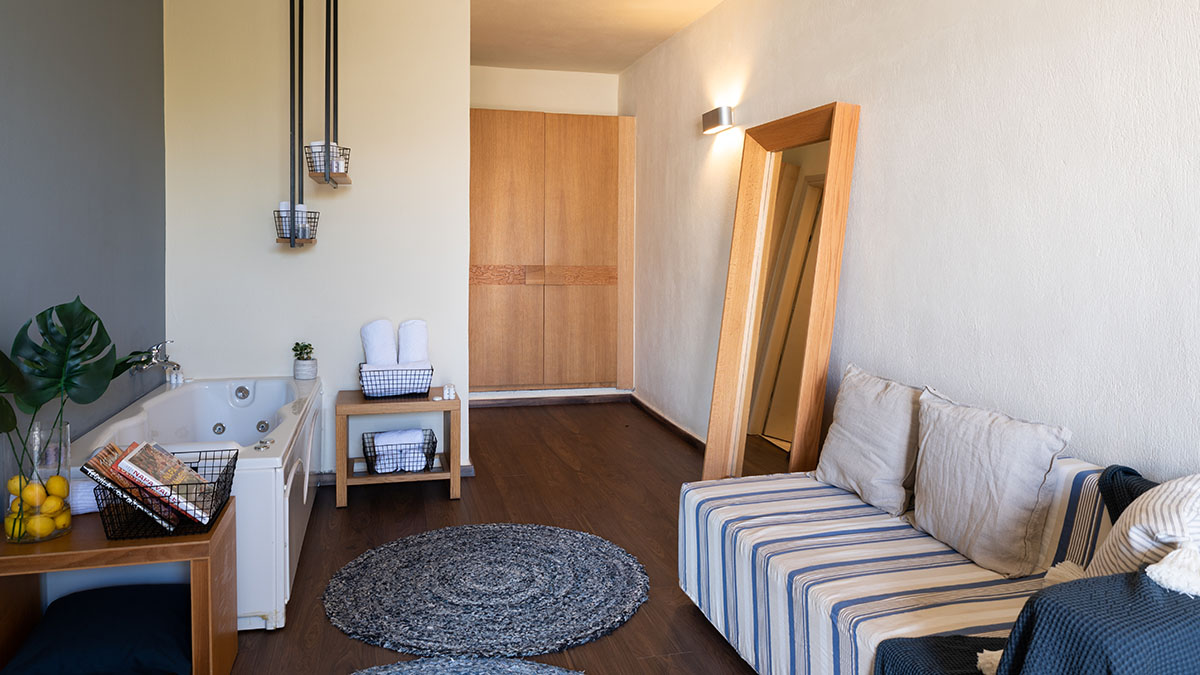 Junior Suite Sea View with Pool